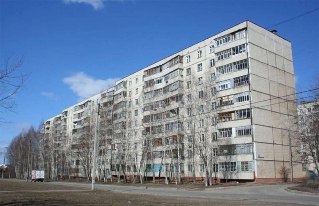фото google Чоловік скинув з 9 поверху доньку співмешканки