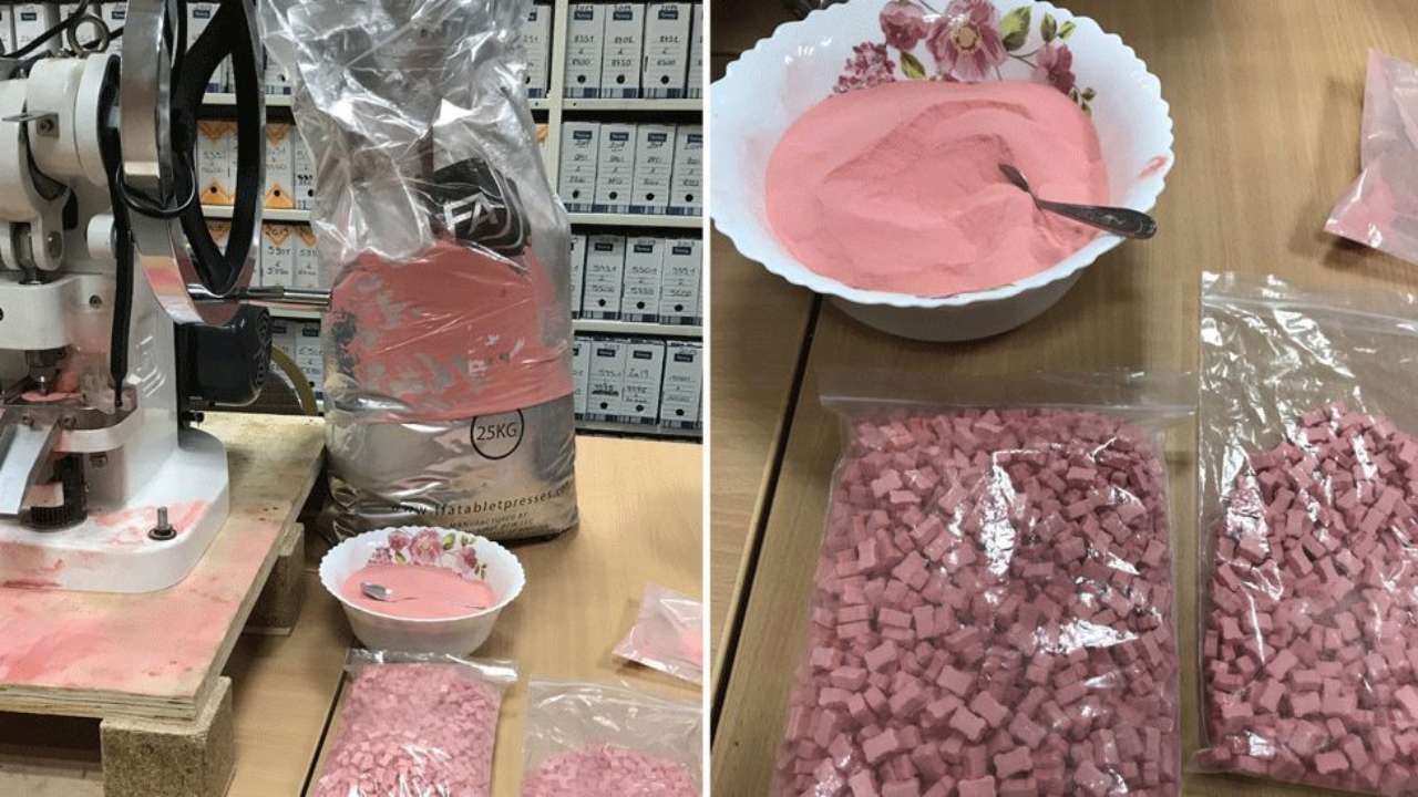 Французские полицейские перепутали наркотики с конфетами