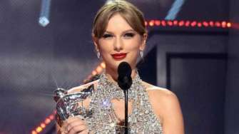 Переможці MTV Video Music Awards 2022/Фото: instagram/vmas У США відбулась церемонія MTV Video Music Awards 2022: серед переможців є українець