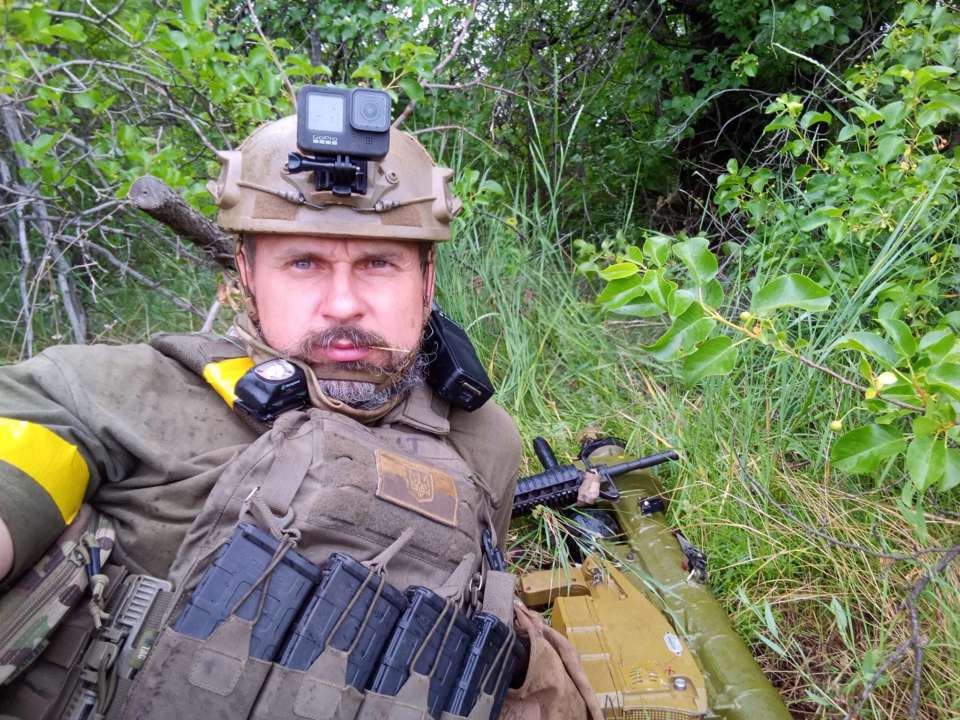 Олег Сенцов показав новонародженого сина/Фото: Instagram Олег Сенцов опублікував перший знімок новонародженої дитини та розсекретив ім'я