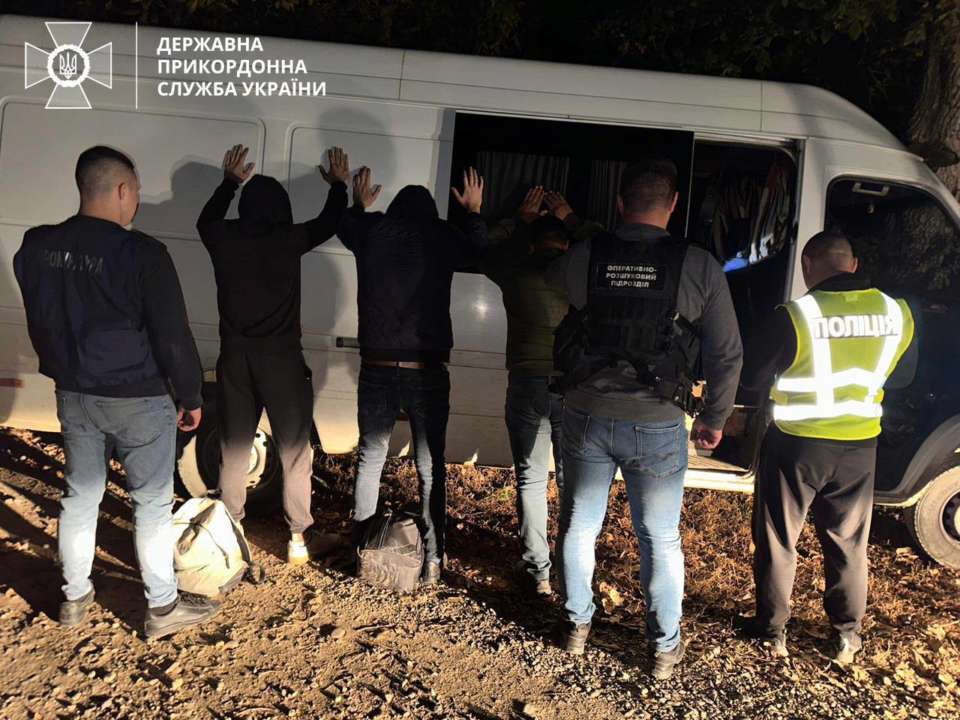 Депутата райсовета задержали по подозрению в противоправной деятельности / Фото: t.me/DPSUkr Депутата райсовета задержали по подозрению в противоправной деятельности / Фото: t.me/DPSUkr