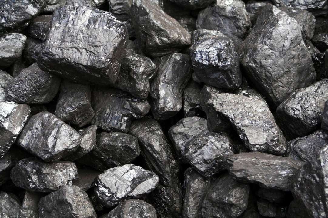 Україна поступово відмовиться від вугілля - Шмигаль Україна поступово відмовиться від вугілля - Шмигаль