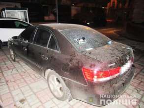 UA.KyivPolice Психував один – страждали інші. У Києві чоловік кидав із вікна побутову техніку. Фото