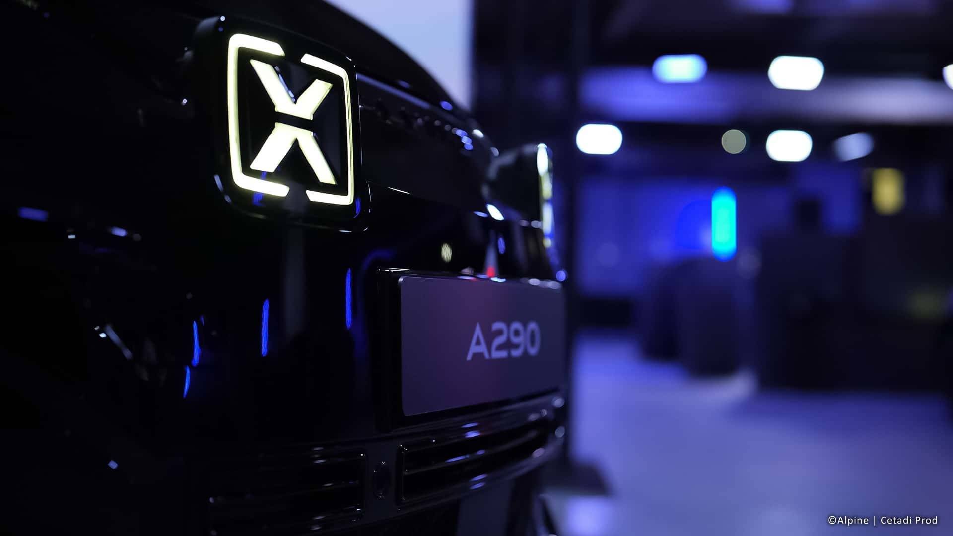 Фото: Alpine Представлен ретро-футуристический горячий хэтчбек Alpine A290, поражающий своим стилем и мощностью