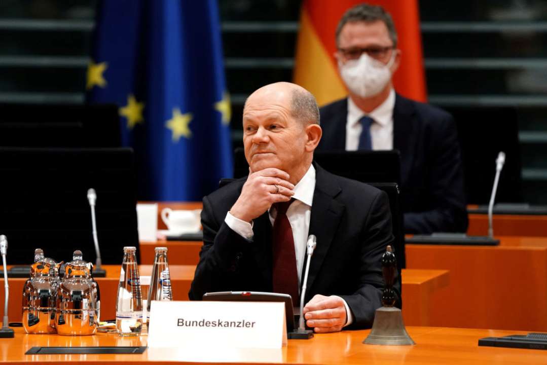 Німеччина планує відмовитися від нафти з рф/Фото: Getty Images Шольц