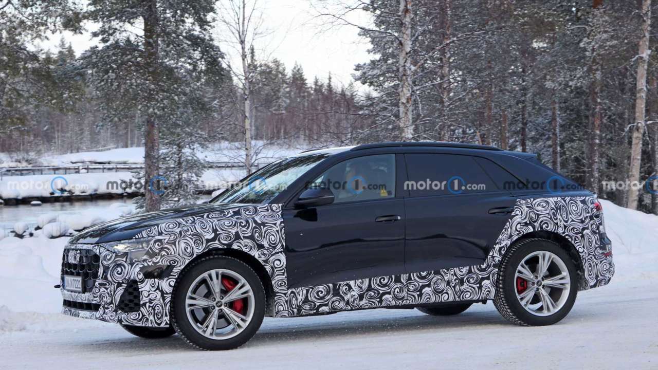 Audi Q8 в камуфляже