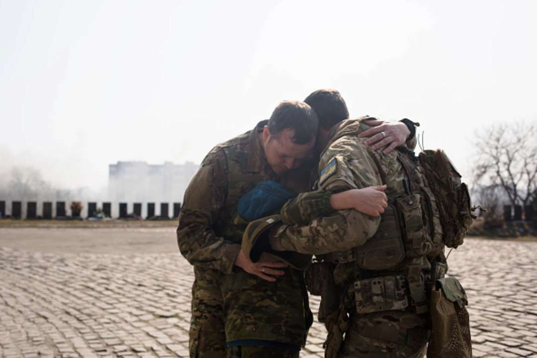 Украина вернула трех военнопленных из Венгрии/Фото: Anastasia Vlasova/Getty Images Украина вернула трех военнопленных, которые находились в Венгрии