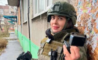 Рамина Эсхакзай / Фото: instagram.com/raminalalala Рамина Эсхакзай попала под обстрел во время съемок в Донецкой области