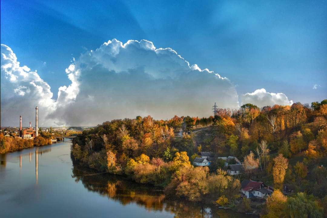 Україна