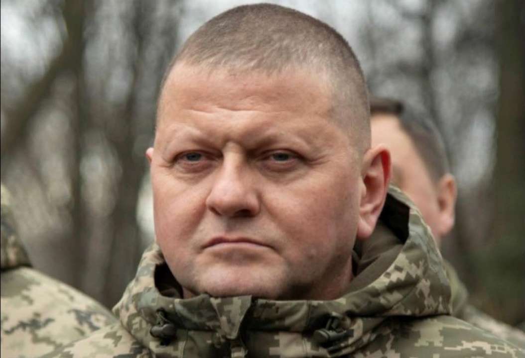 Залужний провів розмову з головнокомандувачем сил НАТО в Європі: про що домовилися