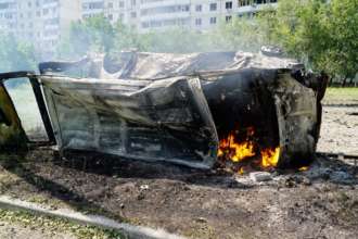 Щонайменше шестеро людей загинули через російський авіаудар по Куп'янську/Фото: Getty Images Щонайменше шестеро людей загинули через російський авіаудар по Куп'янську/Фото: Getty Images