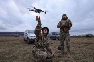 Фото: Sean Gallup/Getty Images Оператор цивільних дронів: у профтехах зʼявиться нова навчальна програма