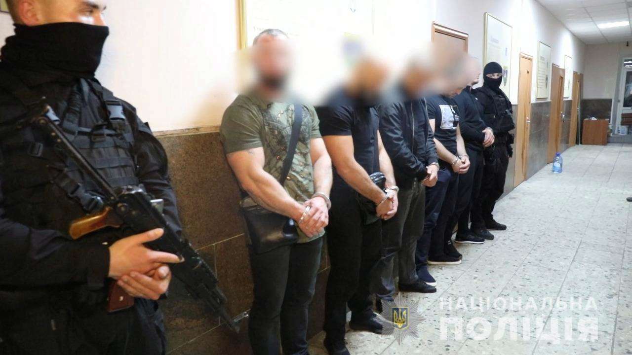 На Закарпатті поліцейські організували масштабну операцію по затриманню членів небезпечної банди