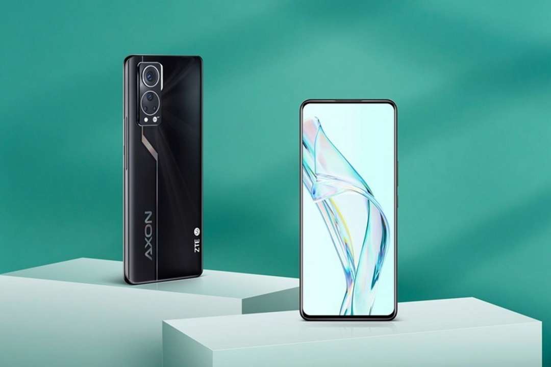 Без "дірок" і "капельок": ZTE представила смартфон із оновленою фронтальною камерою під екраном