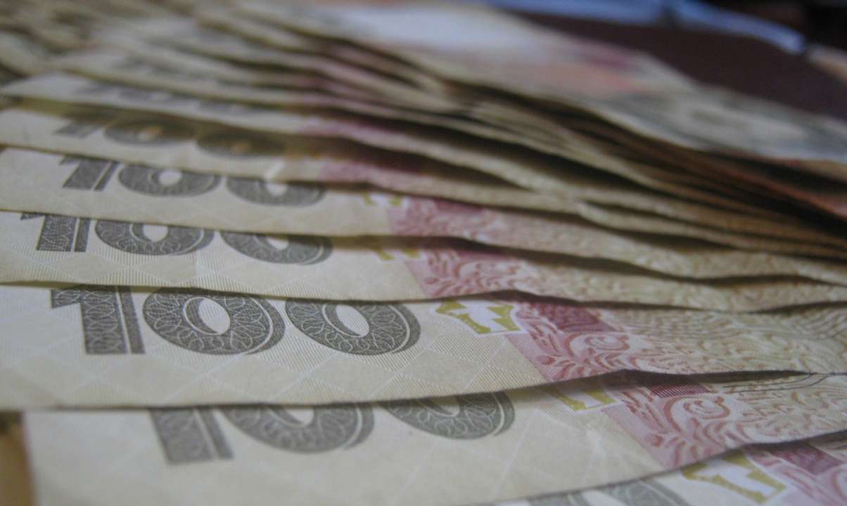В Украине выпускают новую купюру номиналом 100 гривен/Фото: pixabay В Украине в обращение выпускают новую купюру номиналом 100 гривен