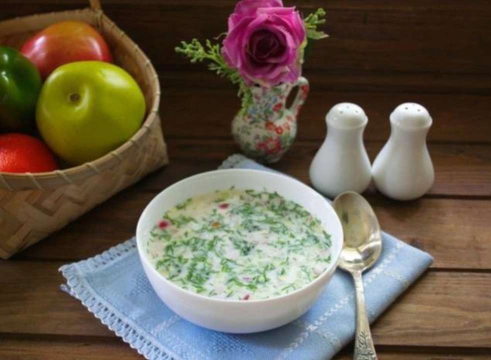 Как приготовить окрошку с рыбой/Фото: Pinterest Вкус лета: пошаговый рецепт окрошки с рыбой