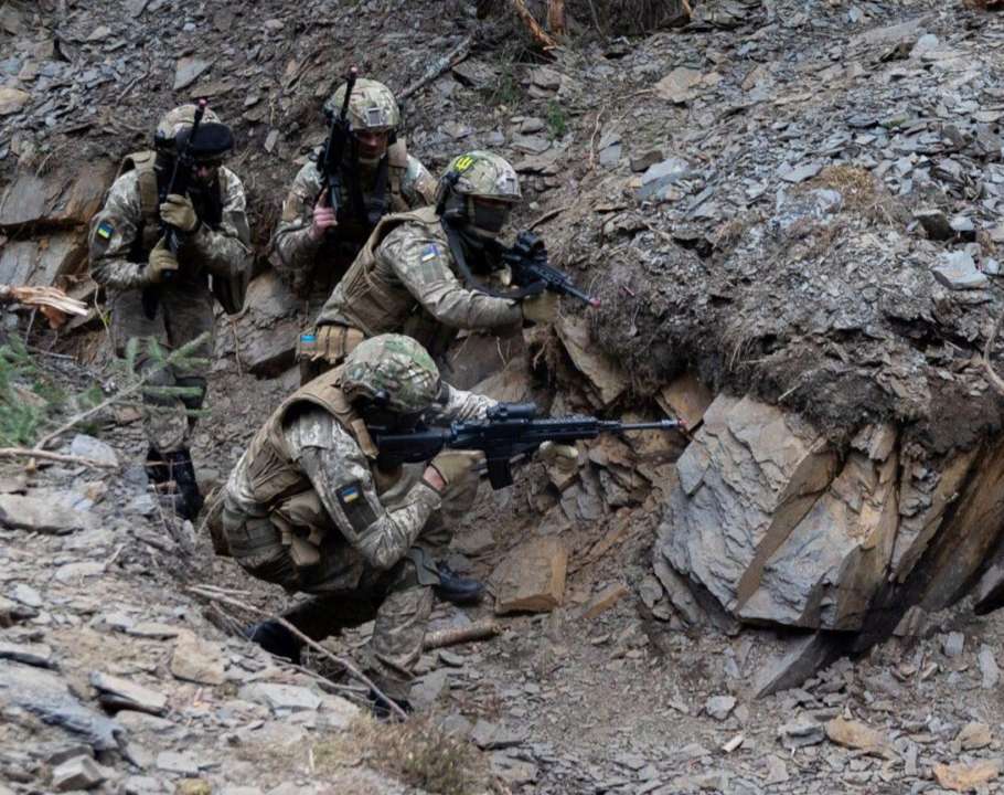 У морях 12 ворожих кораблів, з них 4 ракетоносії, загальний залп Калібрів - 32 У морях 12 ворожих кораблів, з них 4 ракетоносії, загальний залп Калібрів - 32
