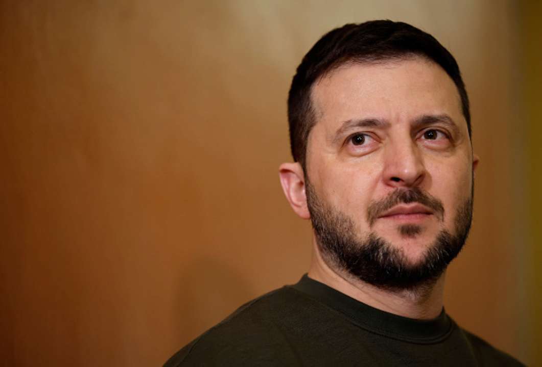 Зеленский поблагодарил Маска за "Старлинки" и заявил о желании привлечь его на украинскую сторону