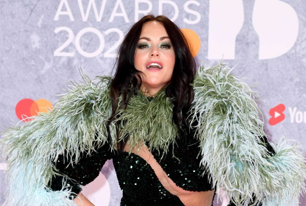 BRIT Awards-2022: самые нелепые наряды звезд/Фото: Getty Images Актриса