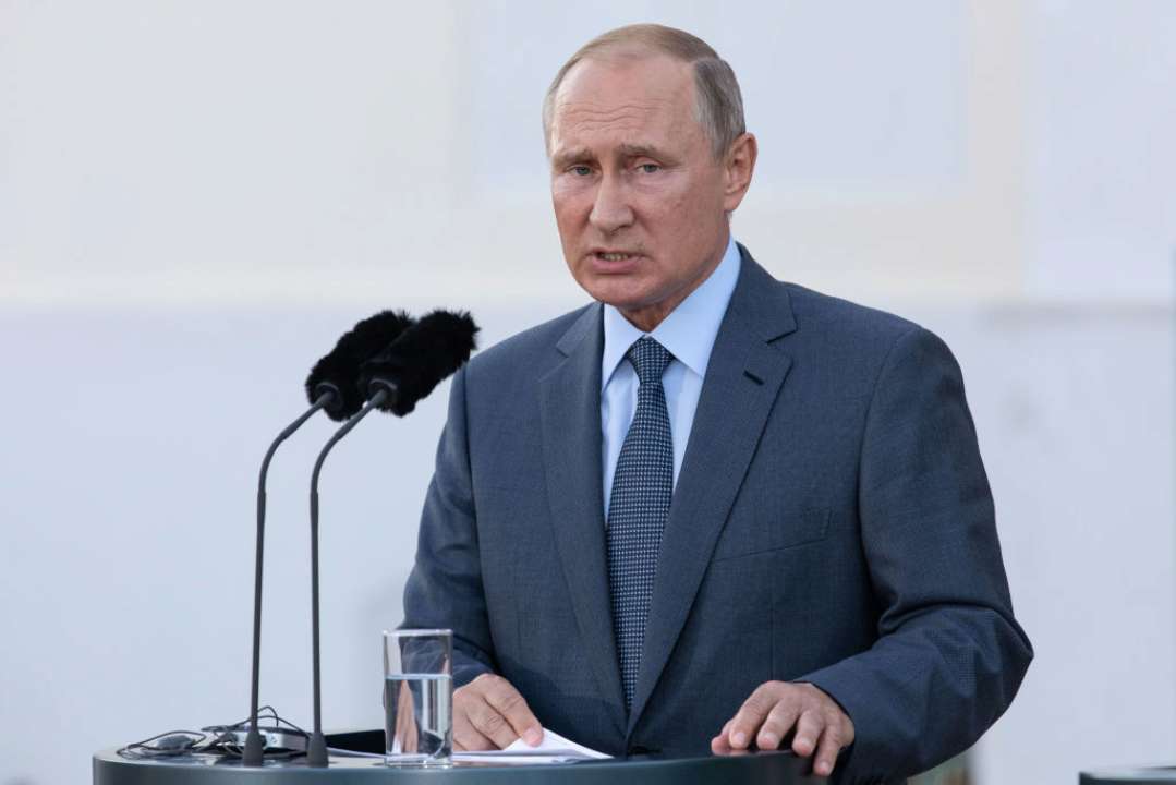 Путин приказал остановить штурм "Азовстали": в чем причина/Фото: Getty Images Путин отменил штурм мариупольского завода "Азовсталь": почему тиран принял такое решение