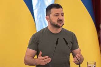 Президент України ввів санкції проти росіян, білорусів та грузинів. Фото: GettyImages/Автор- Roman Pilipey Зеленський