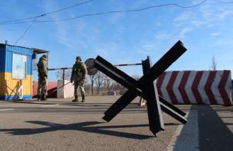 Через блокпост на Донбасі проривалося авто: водій застрелений Через блокпост на Донбасі проривалося авто: водій застрелений