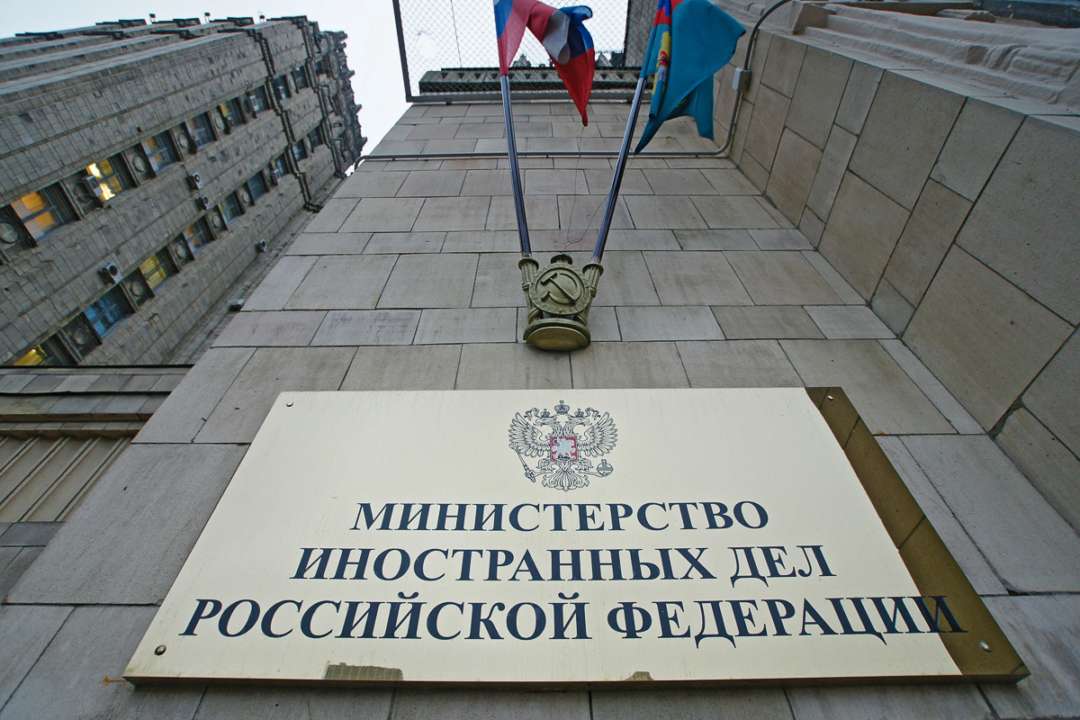 Обіцяють аналогічні дії: в МЗС Росії обурені висилкою їх дипломата з України