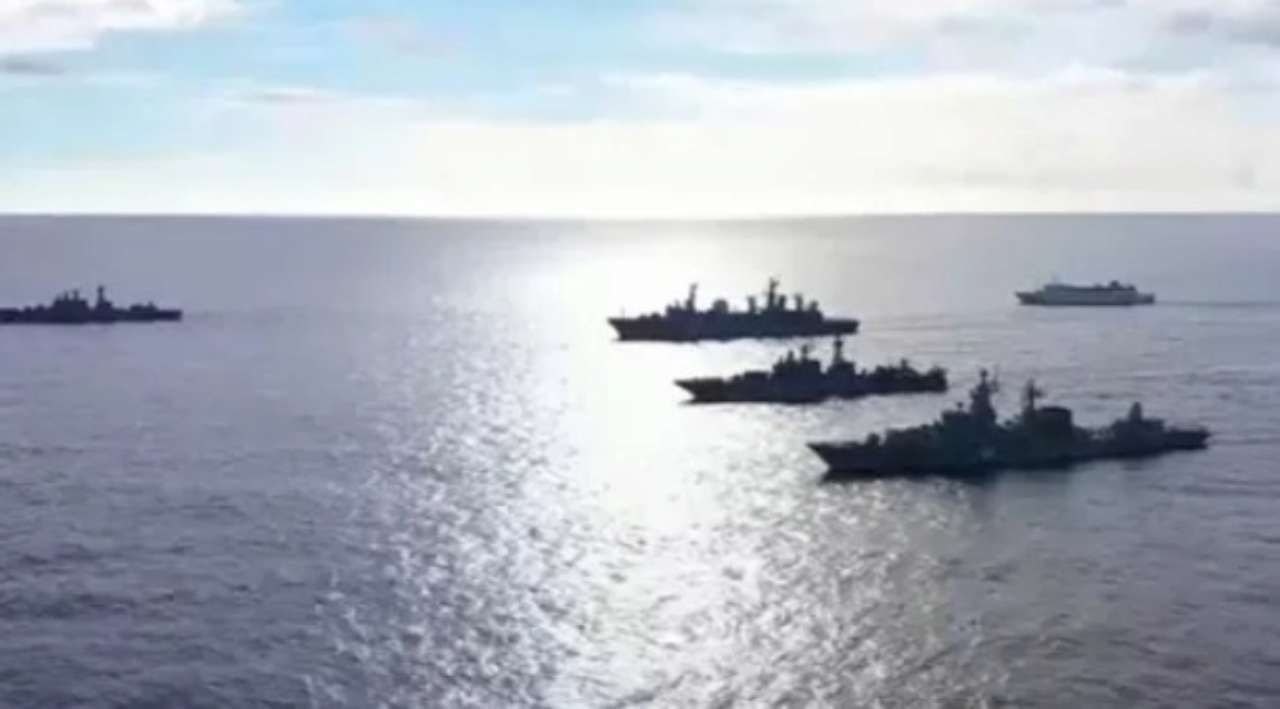 Сколько российских кораблей в Черном, Азовском и Средиземном морях российские корабли