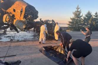 З Київського моря дістали збитий ЗСУ російський гелікоптер/Фото: Андрій Нєбітов/Facebook З Київського моря дістали збитий ЗСУ російський гелікоптер