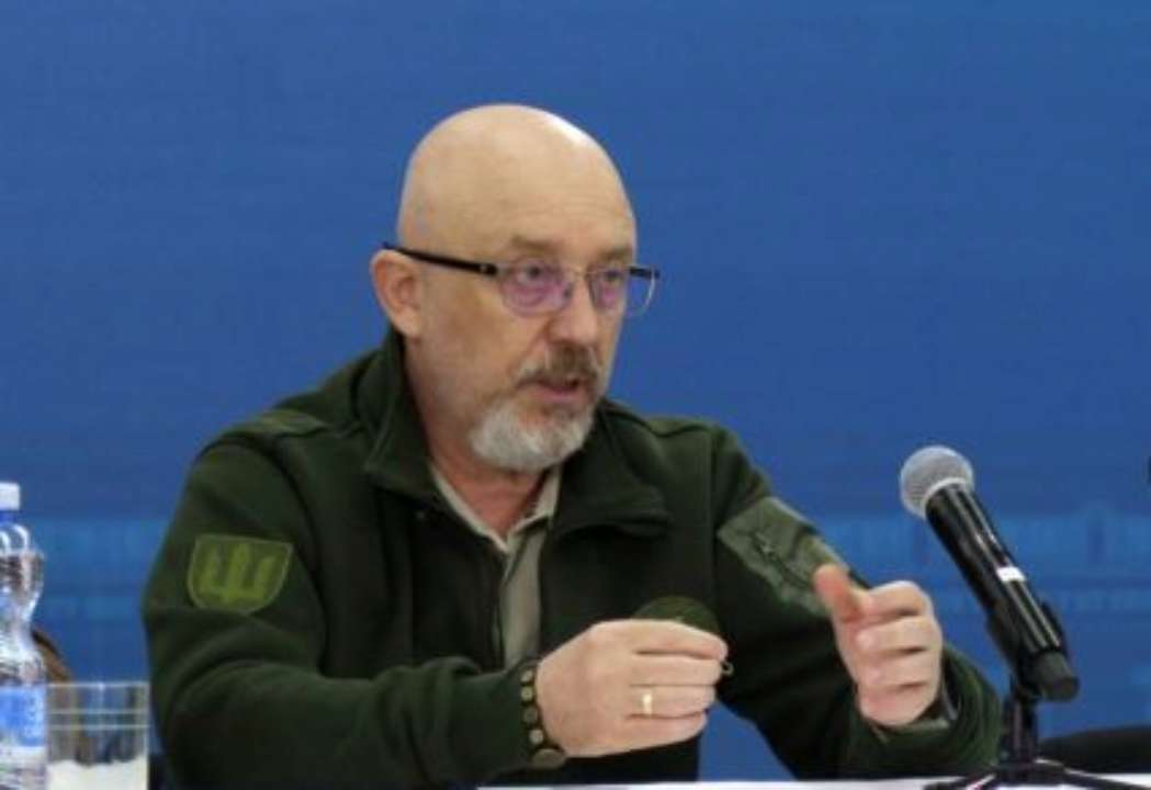 Україна отримує велику кількість броньованих машин різного типу, зокрема БТР і БМП, і курси підготовки на деяких з них ще тривають Україна отримує велику кількість броньованих машин різного типу, зокрема БТР і БМП, і курси підготовки на деяких з них ще тривають