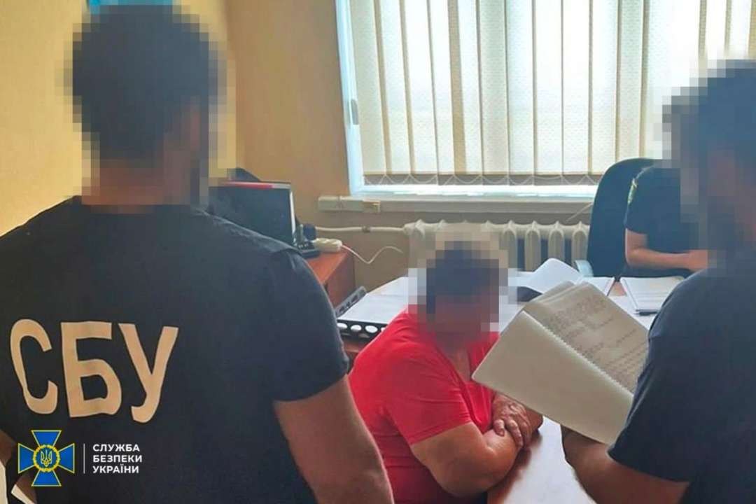 СБУ спіймала фермерку, яка заробляла на продажу зерна росіянам / Фото: t.me/SBUkr
