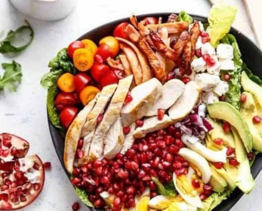Фаворит серед найновіших: салат з куркою, гранатом та горіхами. Відеорецепт/Фото ілюстративне з відкритих джерел Фаворит серед найновіших: салат з куркою, гранатом та горіхами. Відеорецепт