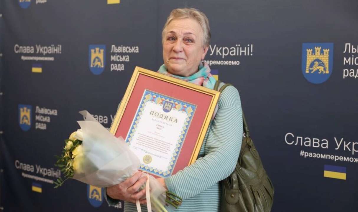Пані Ганна Чаус стала найкращою двірничкою Львова у 2024 році/Фото: Львівська Міськрада Пані Ганна Чаус стала найкращою двірничкою Львова у 2024 році/Фото: Львівська Міськрада