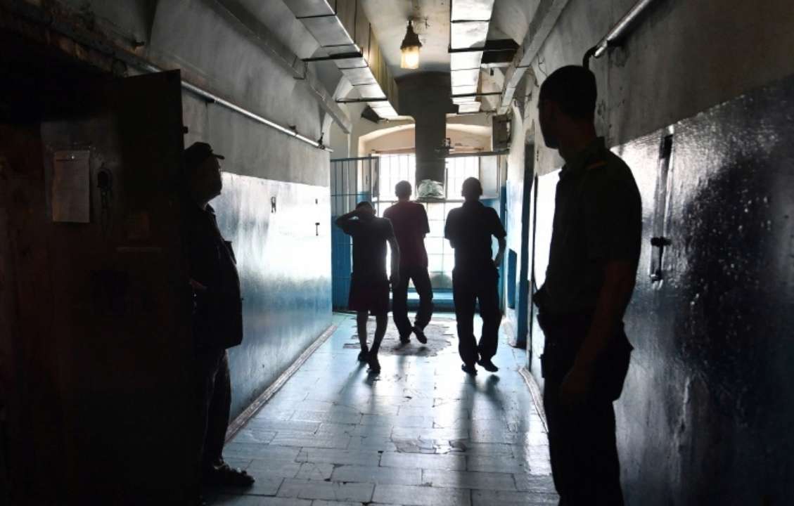 Суд в Хмельницкой области освободил первых двух заключенных, которые пойдут на фронт