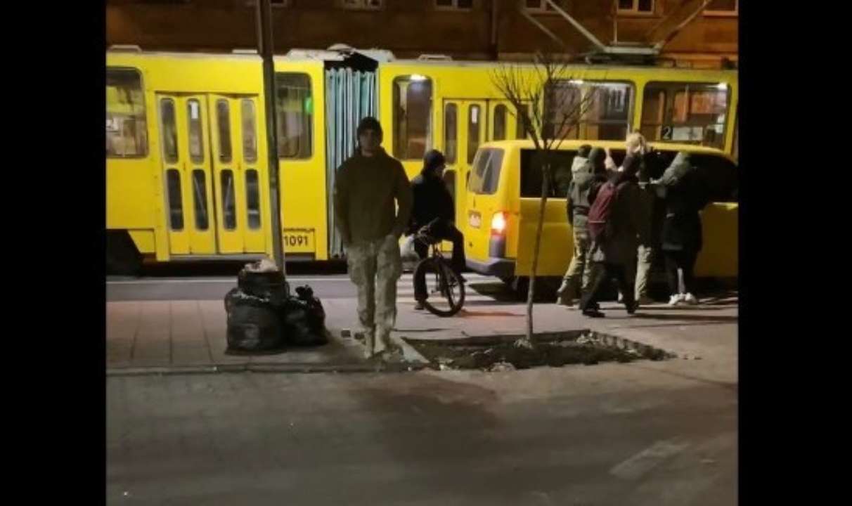 Бійки з працівниками ТЦК у Львові та Житомирі: що кажуть у поліції