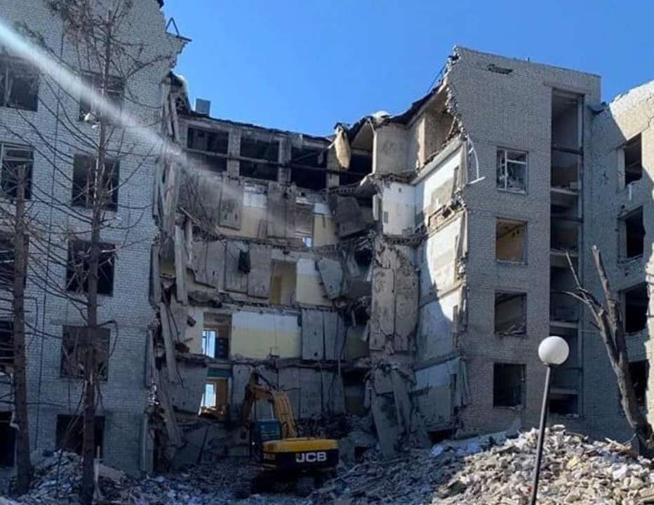 Внаслідок обстрілів окупантами у Харкові зруйновано майже тисячу цивільних об'єктів