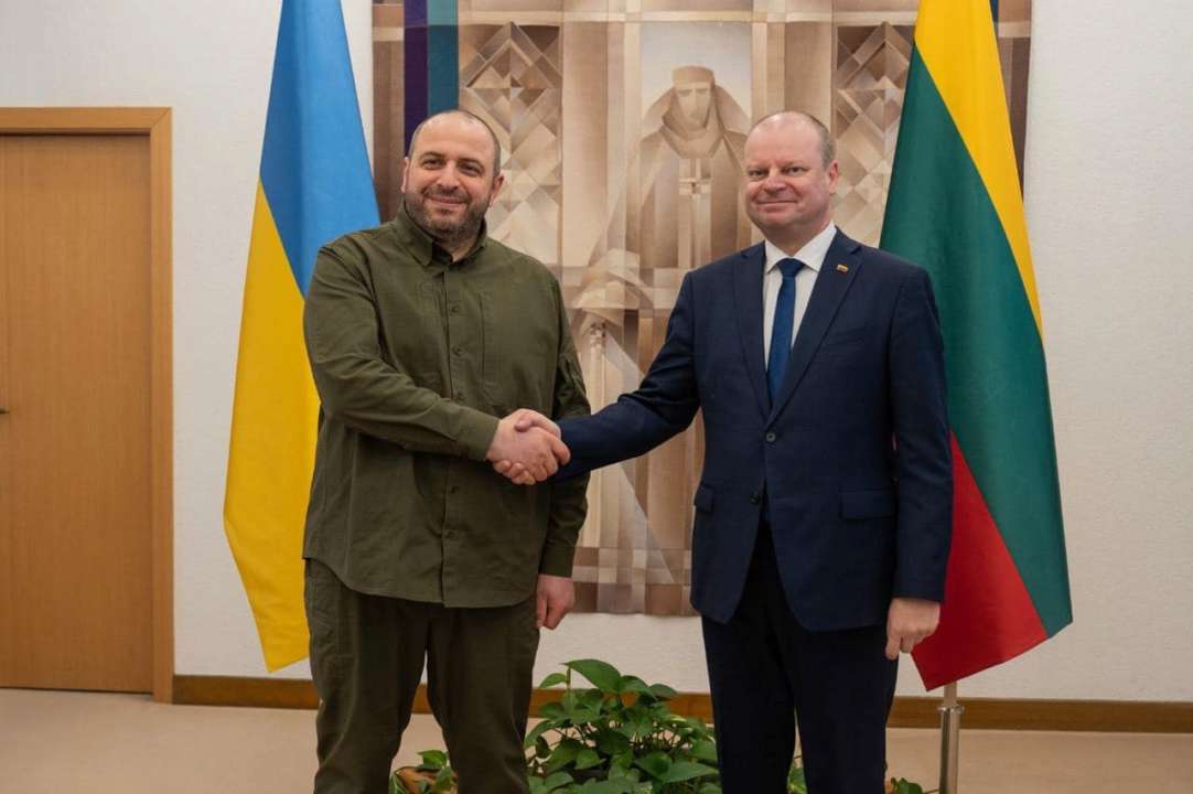 Умеров и группа парламентариев из Литвы обсудили вопросы безопасности и усиления Сил обороны Украины Умеров и группа парламентариев из Литвы обсудили вопросы безопасности и усиления Сил обороны Украины