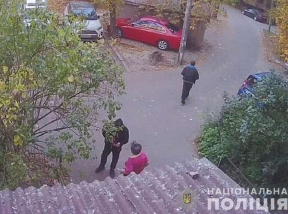 UA.KyivPolice Полиция Киева нашла мошенника, который обворовал бабушку на 15 тысяч гривен