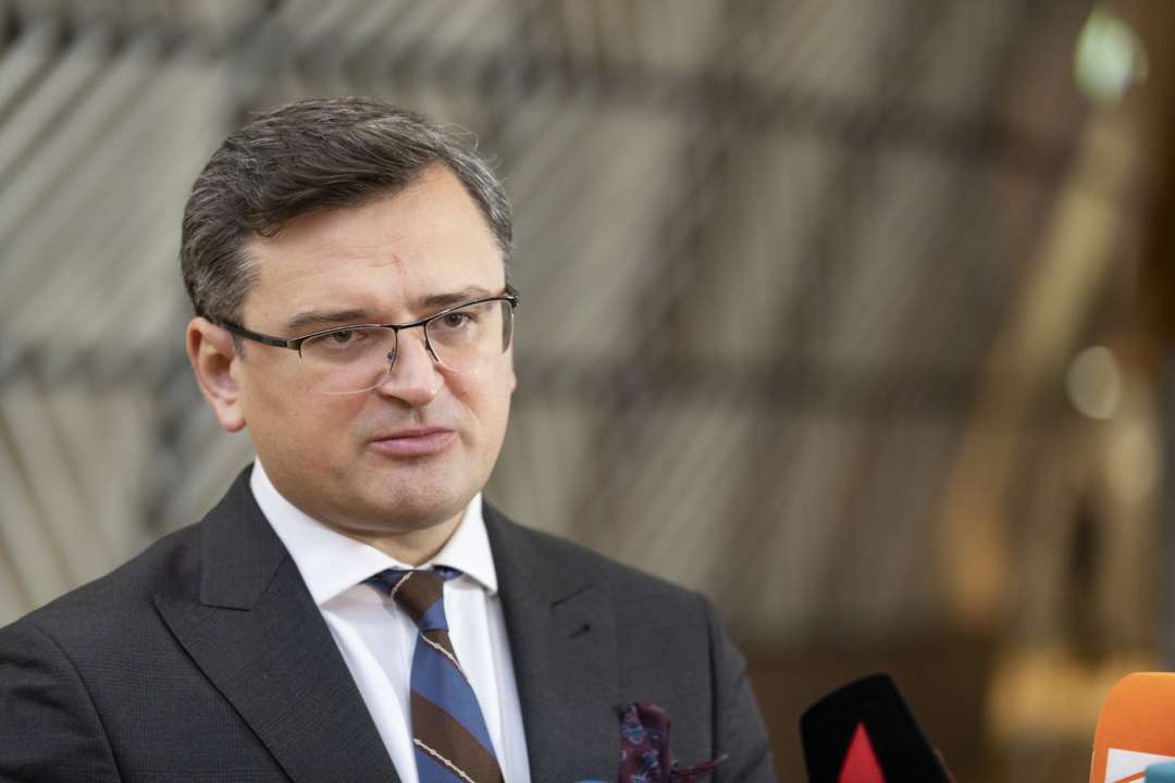 Кулеба рассказал, с какой целью Путин стягивает войска к украинским границам
