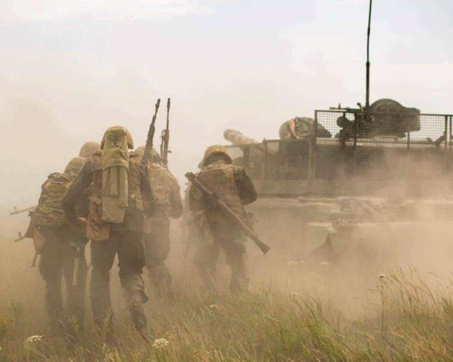 Украинские военные на фронте