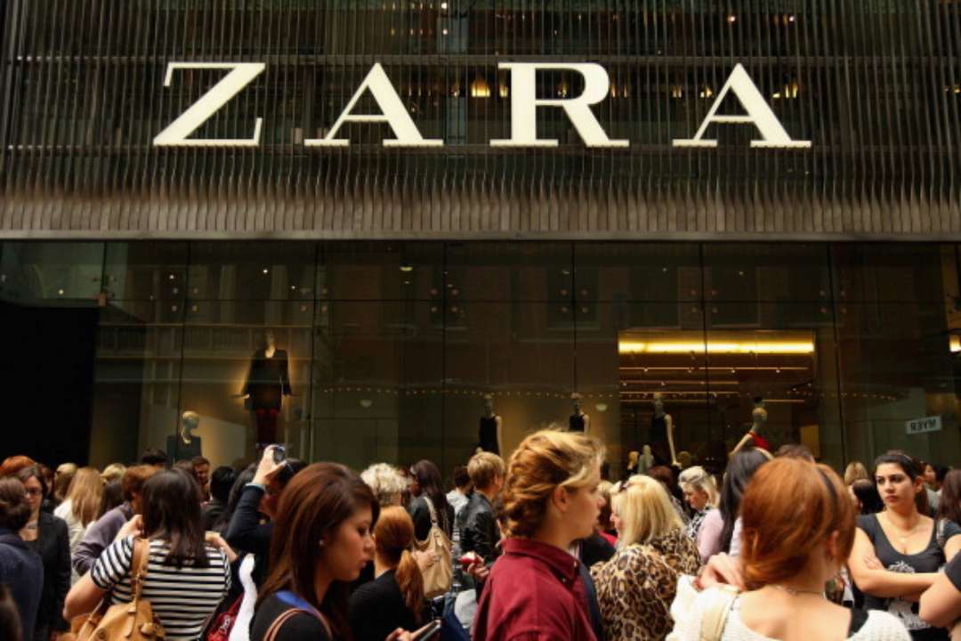 Первый этап открытий касается только Киева/Фото: Getty Images Zara и Bershka возвращаются: в Украине возобновили работу первые 20 магазинов Inditex