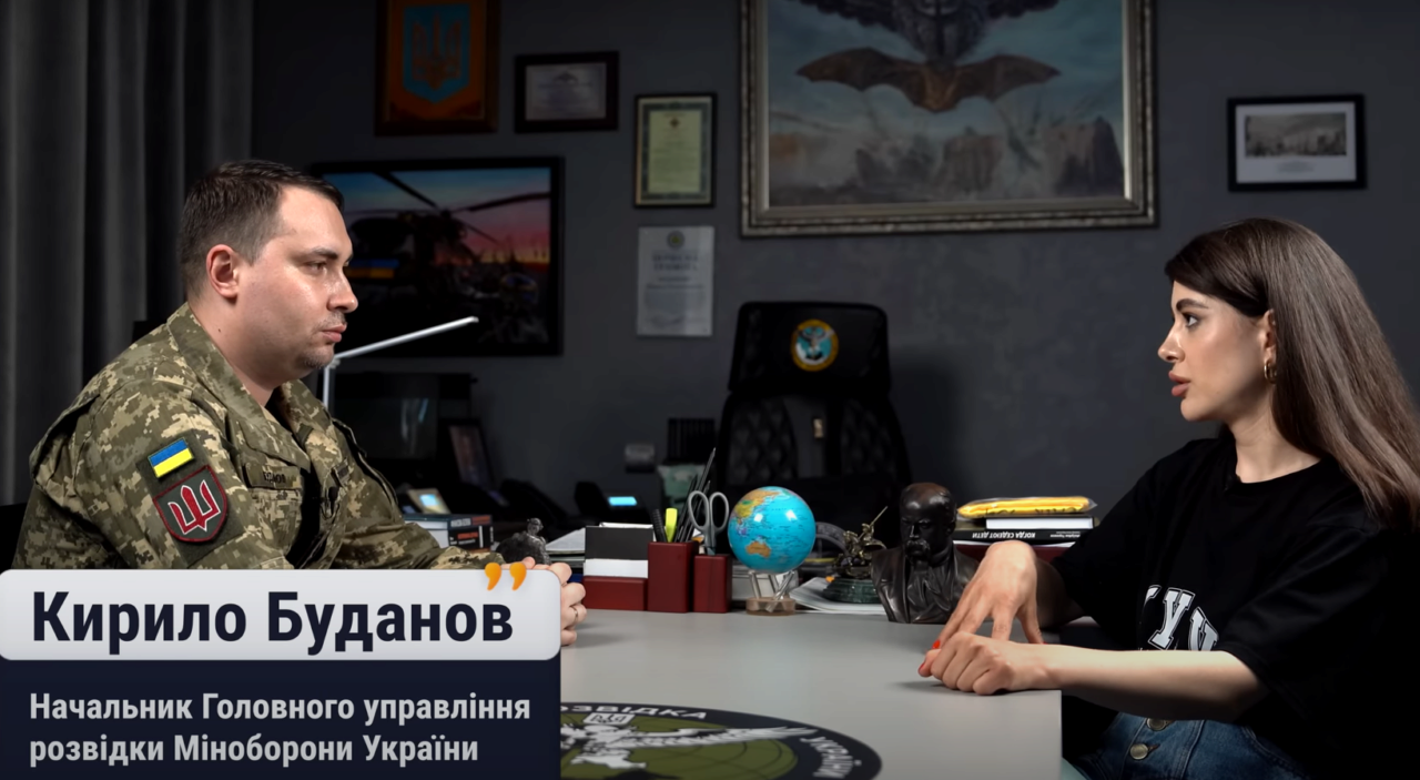 Враг, убегая из Змеиного, оставил там оружие и ценные документы
