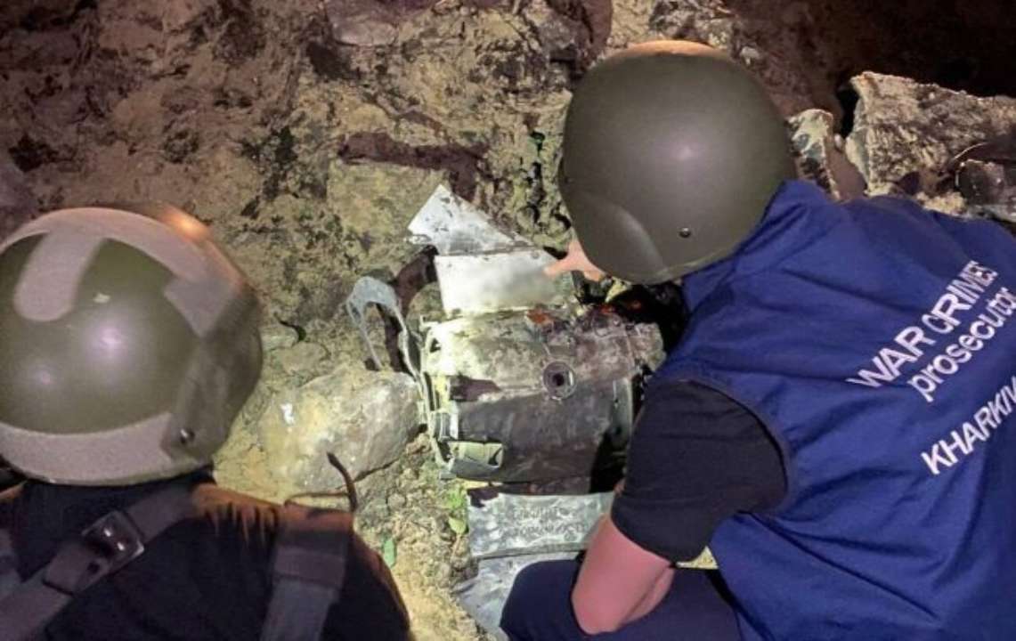 рф вперше використала проти Харкова ракету-бомбу "Грім-Е1"/Фото: prokuratura_kharkiv рф вперше використала проти Харкова ракету-бомбу "Грім-Е1"