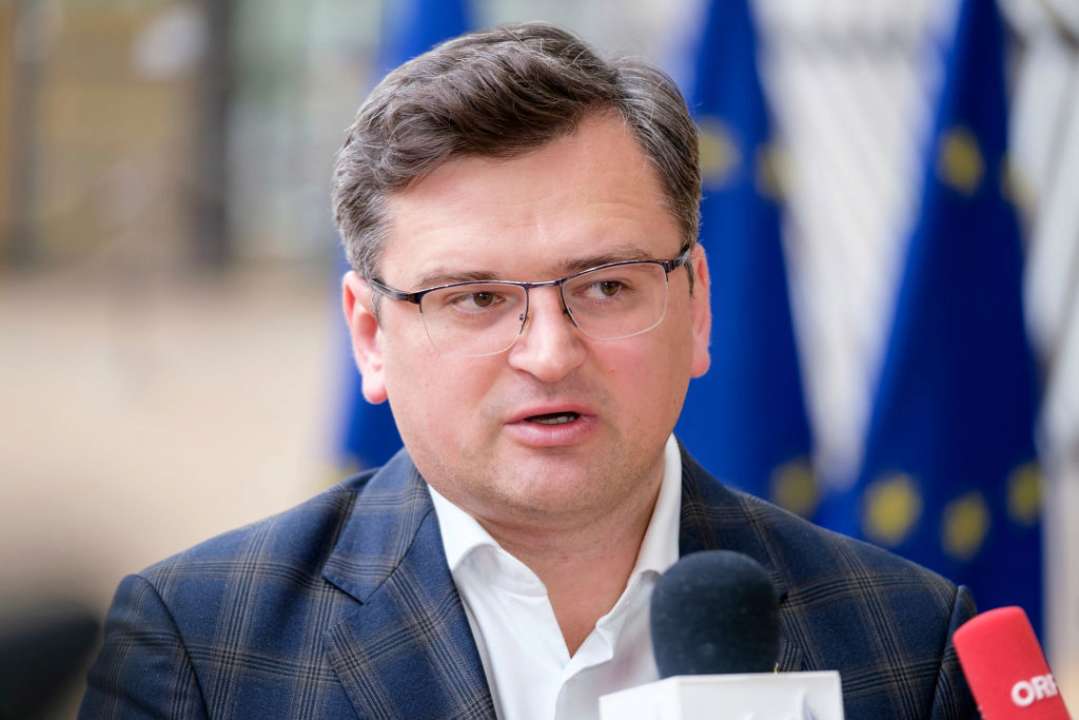 Кулеба заявил, что система Patriot будет в Украине меньше, чем через полгода/Фото: Thierry Monasse/Getty Images Министр иностранных дел Дмитрий Кулеба