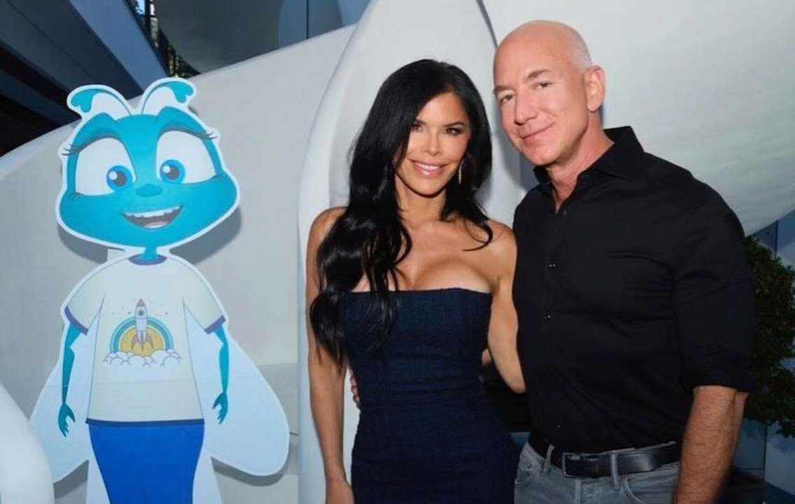 Джефф Безос і його обраниця / Фото: instagram.com/jeffbezos Джефф Безос влаштує весілля століття в Аспені: вартість святкування вражає