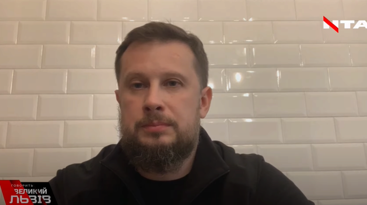 Билецкий назвал способы спасения Мариуполя/Фото: скриншот с видео Первый командир полка "Азов" Андрей Билецкий назвал два пути деблокады Мариуполя