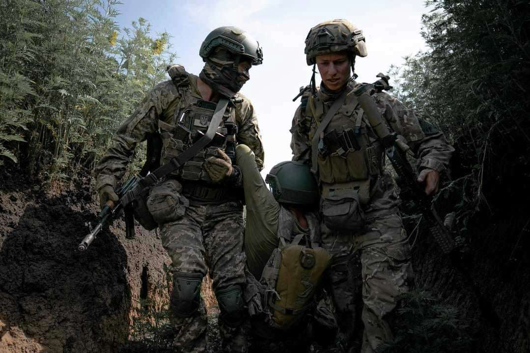 Украинские защитники наступают вблизи Бахмута