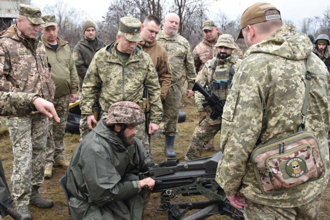 Сырский прибыл с рабочим визитом к бойцам на Востоке. Фото: Телеграм Сырского Сырский