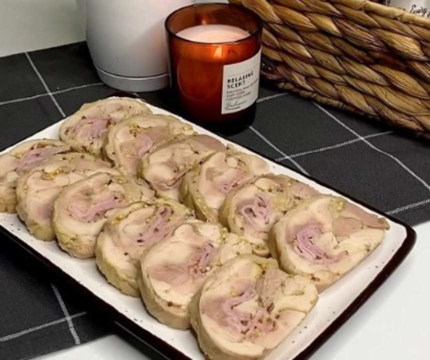 Смачний курячий рулетик