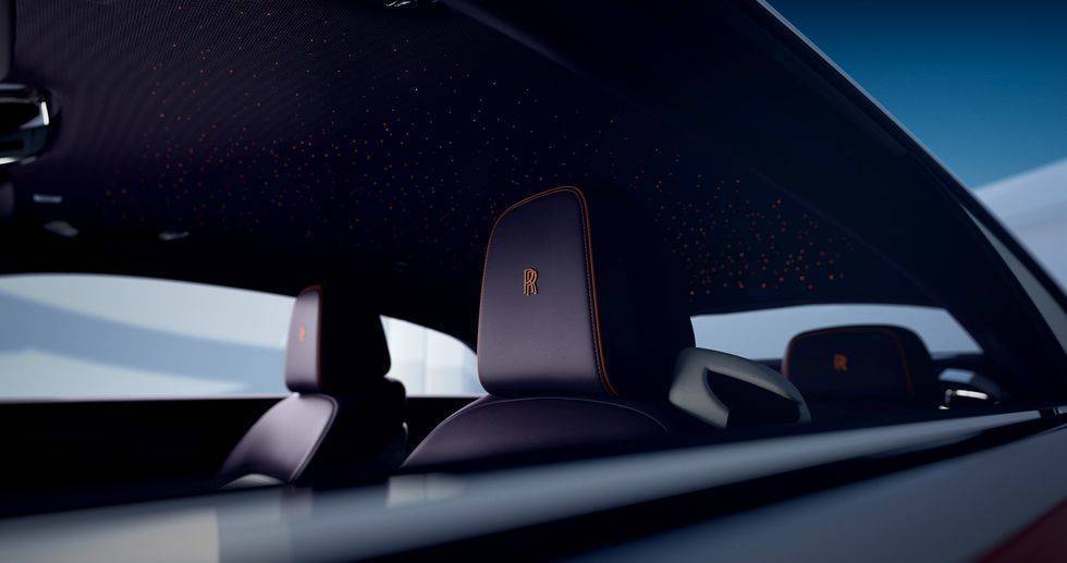 Фото: Rolls-Royce Ескапізм, Експресіонізм, Магнетизм: Rolls-Royce представила одразу три нові ультралюксові автівки